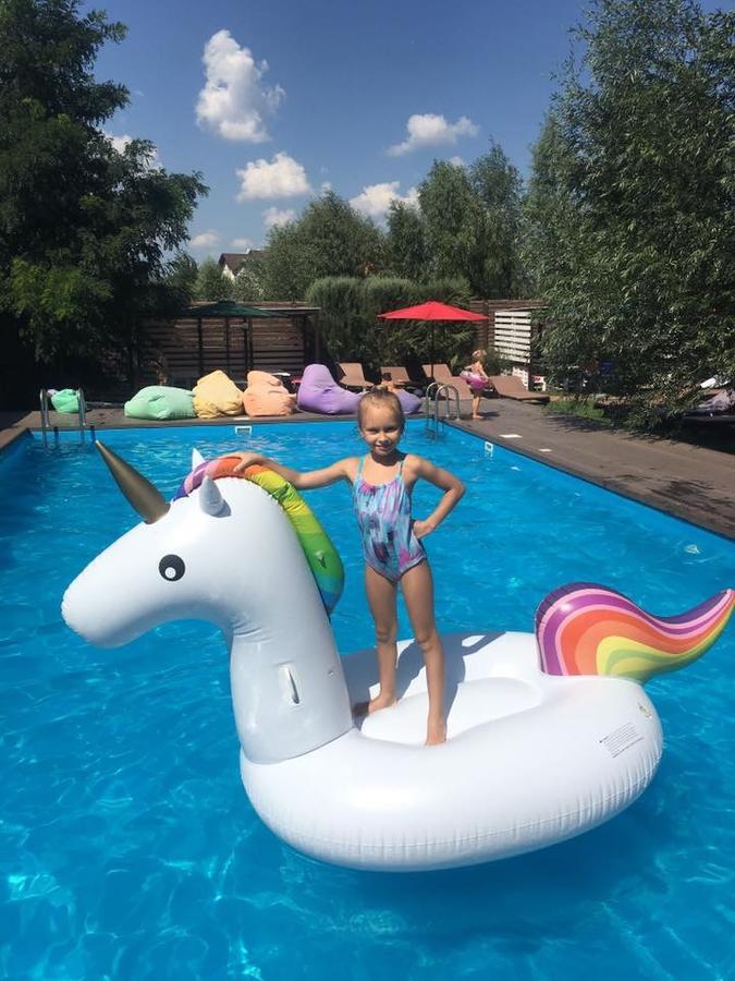 На Борту Kiev Esterno foto
